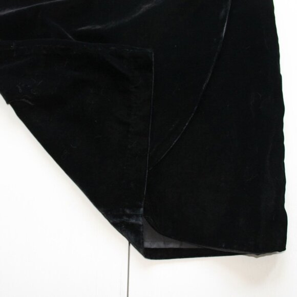 Dalia Collection | Gorgeous Black Velvet Skirt Size 8 | Excellent Condition - Picture 7 of 16